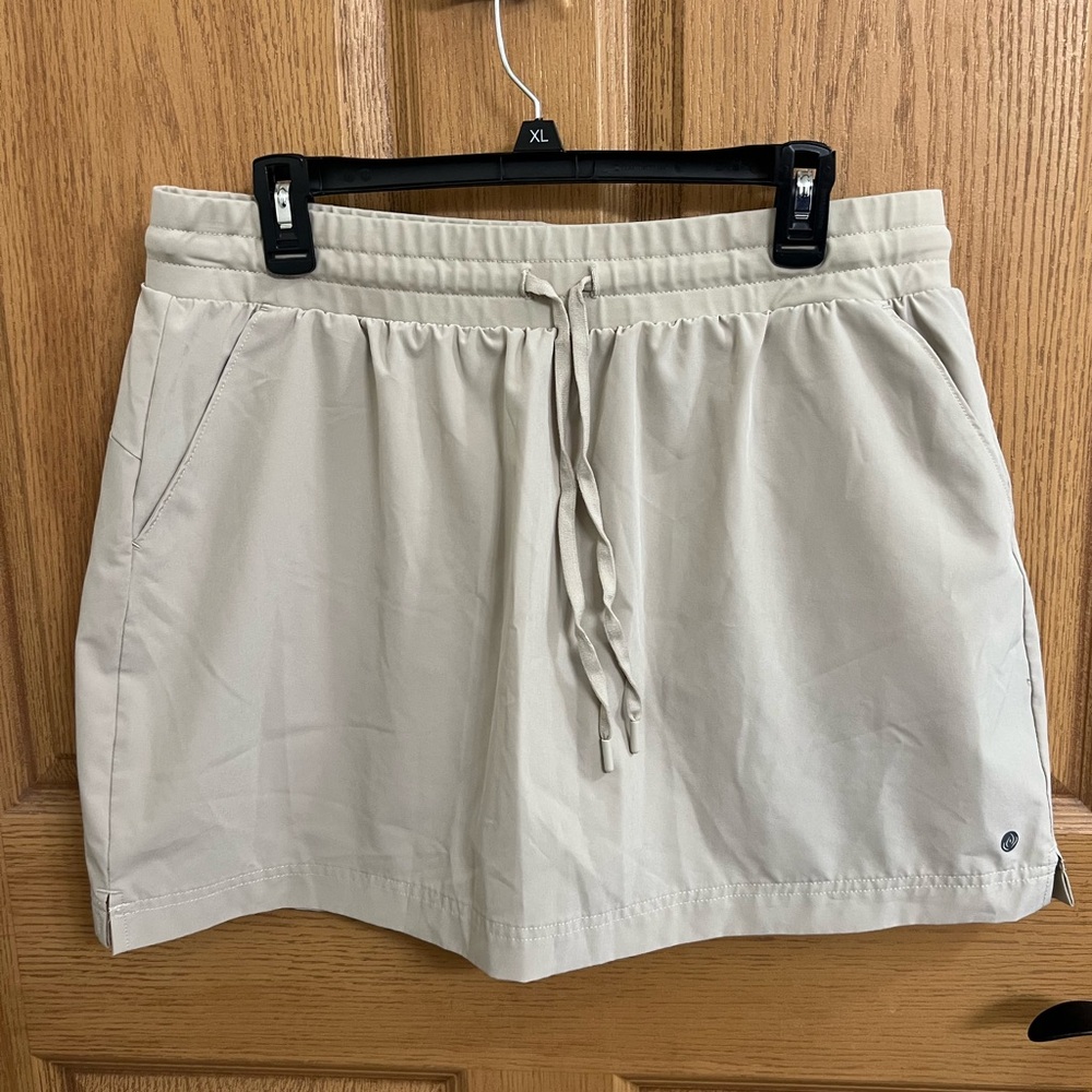 Apana Skort